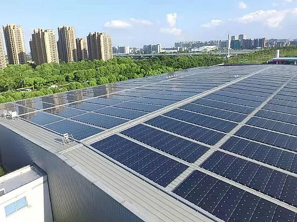 Designing Energy-Efficient Factory Buildings with Steel