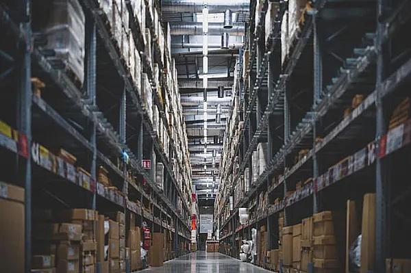 Hybrid Solutions: Combining Office Space and Warehouse Functionality in Metal Buildings