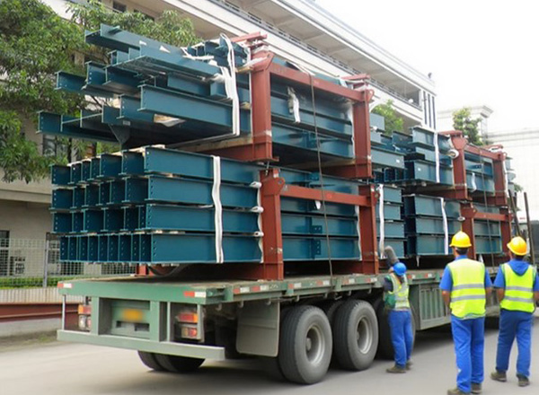 Delivery of Steel Structure in Sections